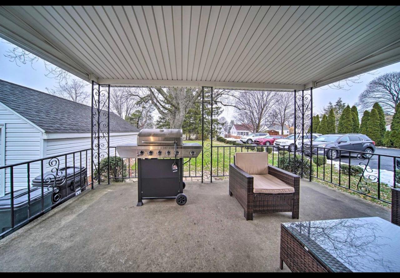 Modern Home • Family Friendly • Grill • Fireplace Erie Εξωτερικό φωτογραφία